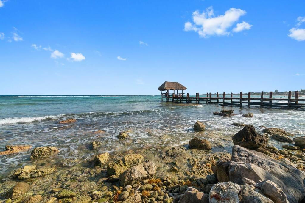 3 Bedroom Luxury Condo Next To Beach & Pools, Ac And Internet Акумаль Экстерьер фото