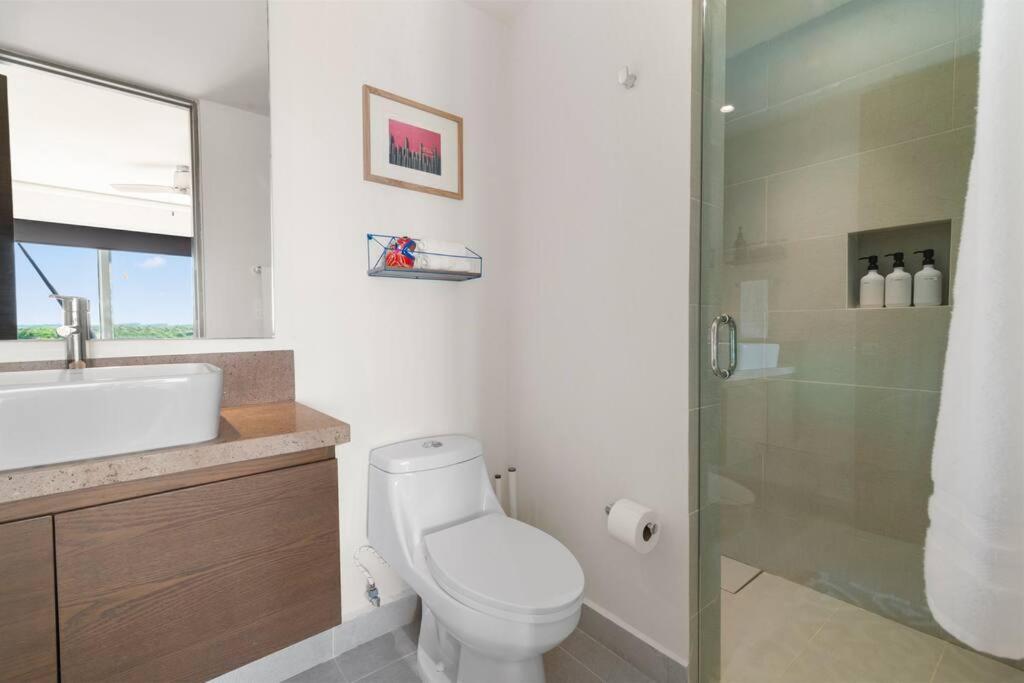 3 Bedroom Luxury Condo Next To Beach & Pools, Ac And Internet Акумаль Экстерьер фото