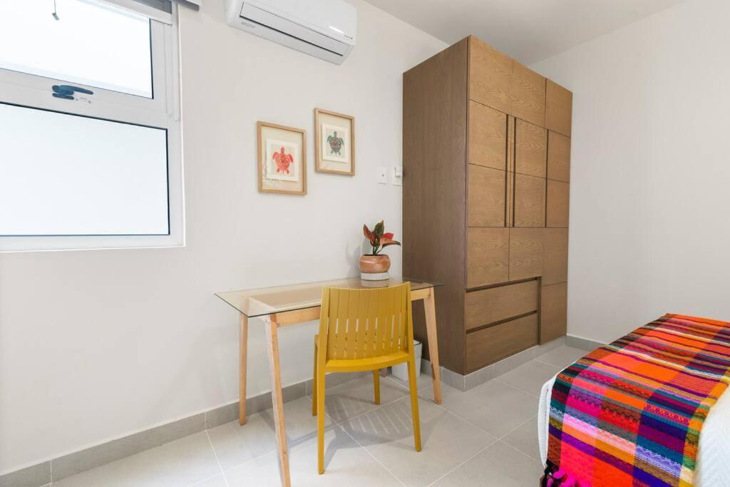 3 Bedroom Luxury Condo Next To Beach & Pools, Ac And Internet Акумаль Экстерьер фото