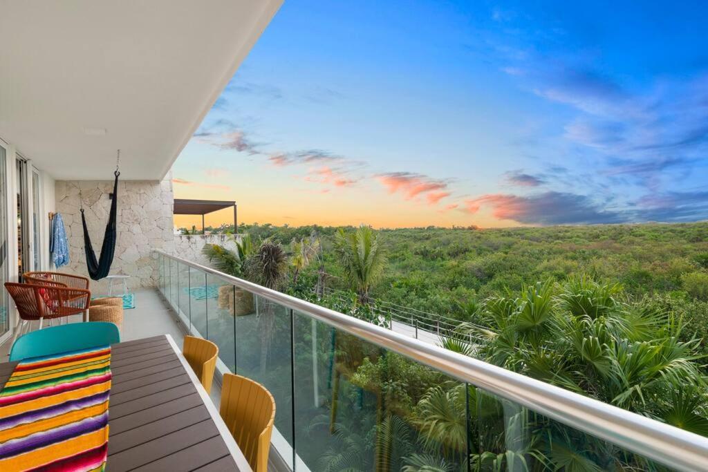3 Bedroom Luxury Condo Next To Beach & Pools, Ac And Internet Акумаль Экстерьер фото